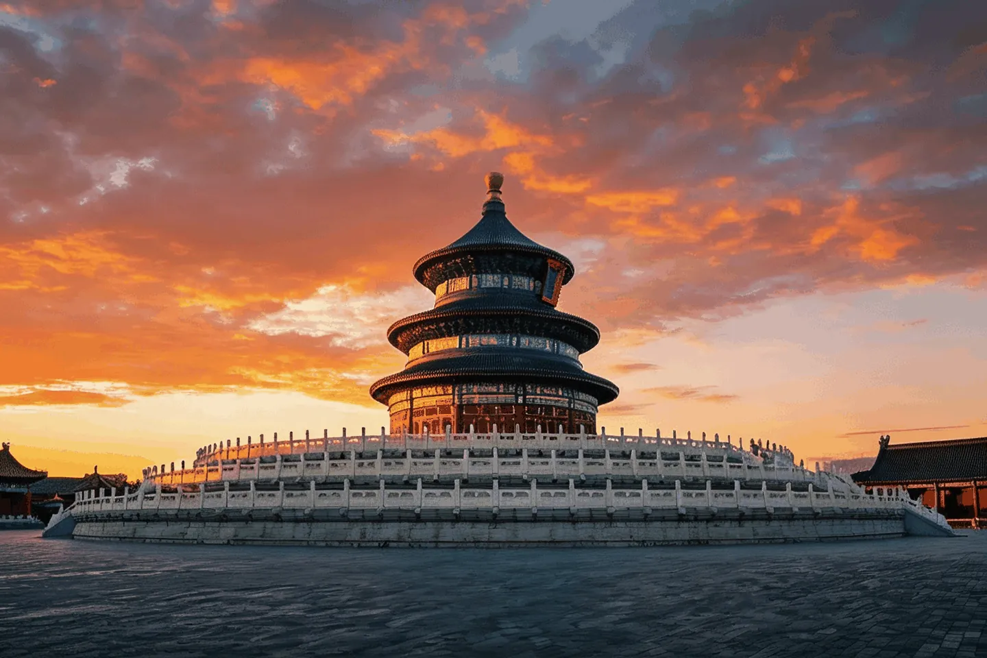 持礼雍容,物呈华贵
